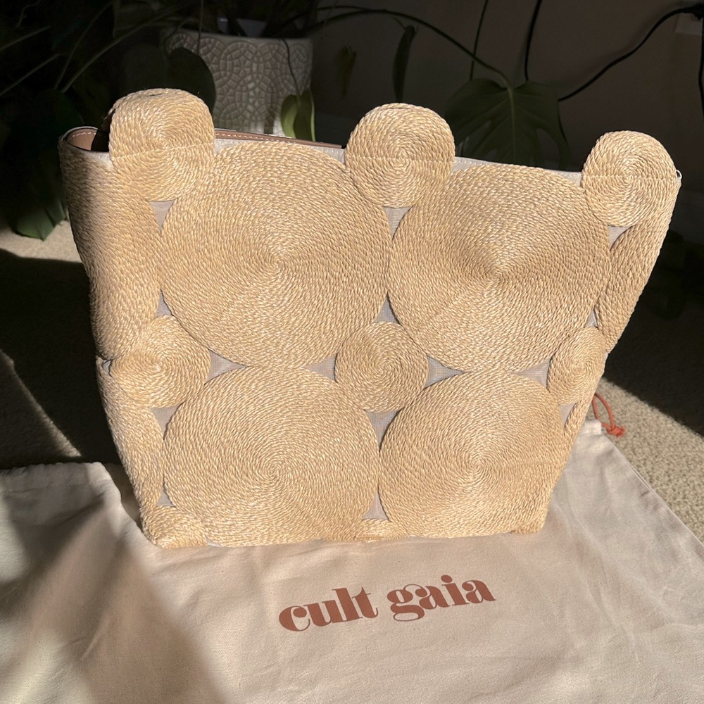 Brand new Cult Gaia clutch